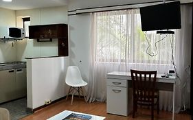 Flat Itaim-Bibi - Excelente localização